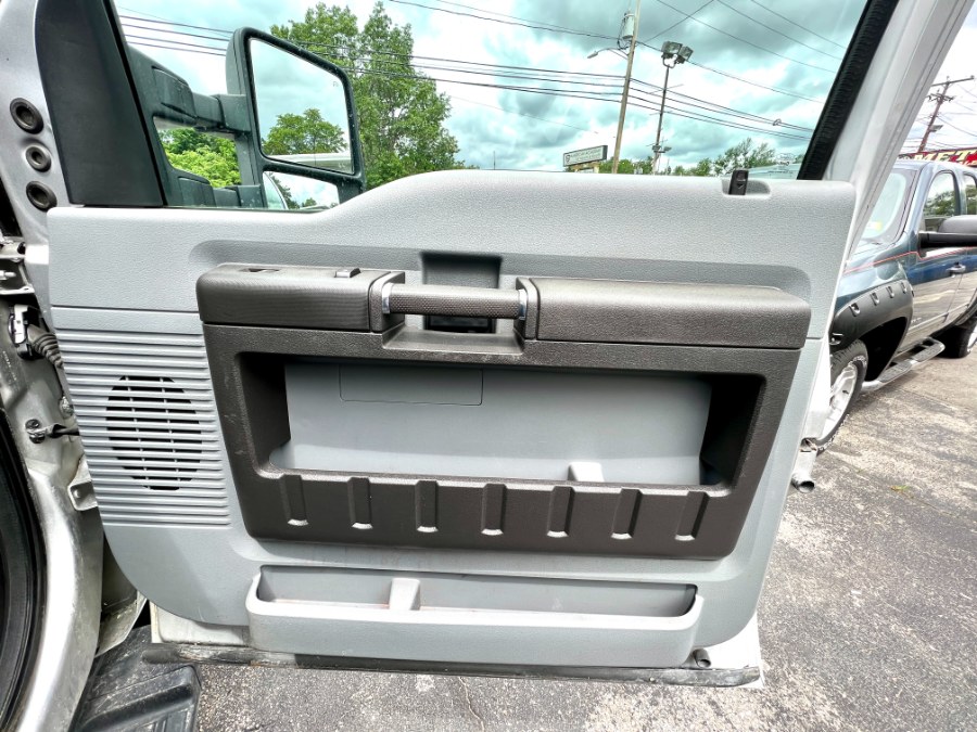 2016 Ford Super Duty F-350 SRW 4WD Reg Cab 137" XL, available for sale in Manchester, New Hampshire | Second Street Auto Sales Inc. Manchester, New Hampshire 2016 Ford Super Duty F-350 SRW 4WD Reg Cab 137" XL, available for sale in Manchester, New Hampshire | Second Street Auto Sales Inc. Manchester, New Hampshire