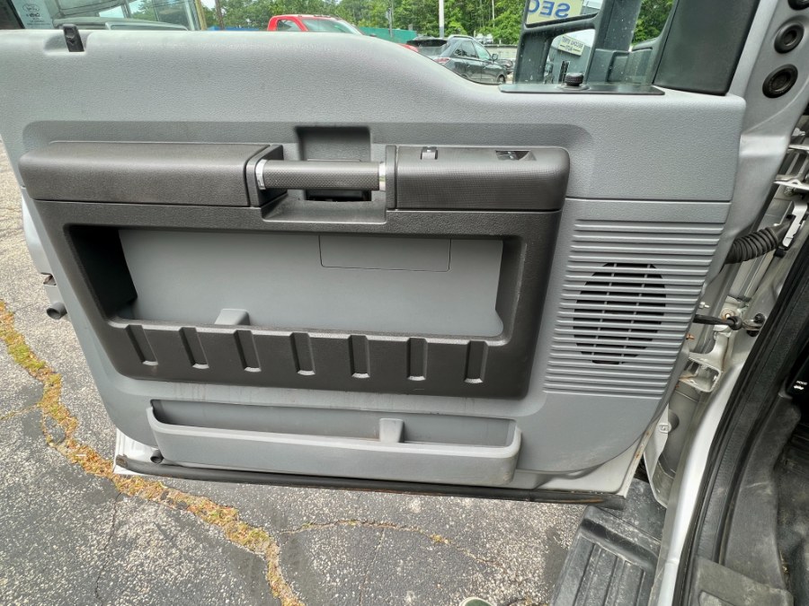 2016 Ford Super Duty F-350 SRW 4WD Reg Cab 137" XL, available for sale in Manchester, New Hampshire | Second Street Auto Sales Inc. Manchester, New Hampshire 2016 Ford Super Duty F-350 SRW 4WD Reg Cab 137" XL, available for sale in Manchester, New Hampshire | Second Street Auto Sales Inc. Manchester, New Hampshire