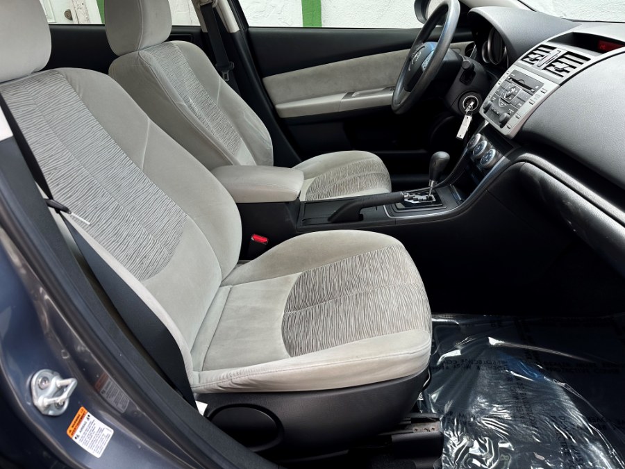 2010 Mazda Mazda6 4dr Sdn Auto i Sport, available for sale in Corona, California | Green Light Auto. Corona, California 2010 Mazda Mazda6 4dr Sdn Auto i Sport, available for sale in Corona, California | Green Light Auto. Corona, California