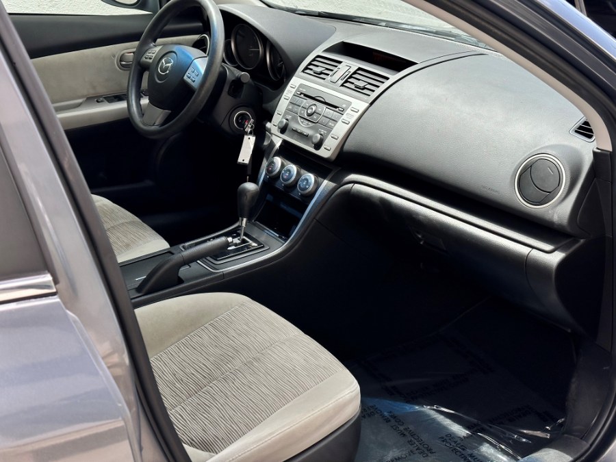 2010 Mazda Mazda6 4dr Sdn Auto i Sport, available for sale in Corona, California | Green Light Auto. Corona, California 2010 Mazda Mazda6 4dr Sdn Auto i Sport, available for sale in Corona, California | Green Light Auto. Corona, California