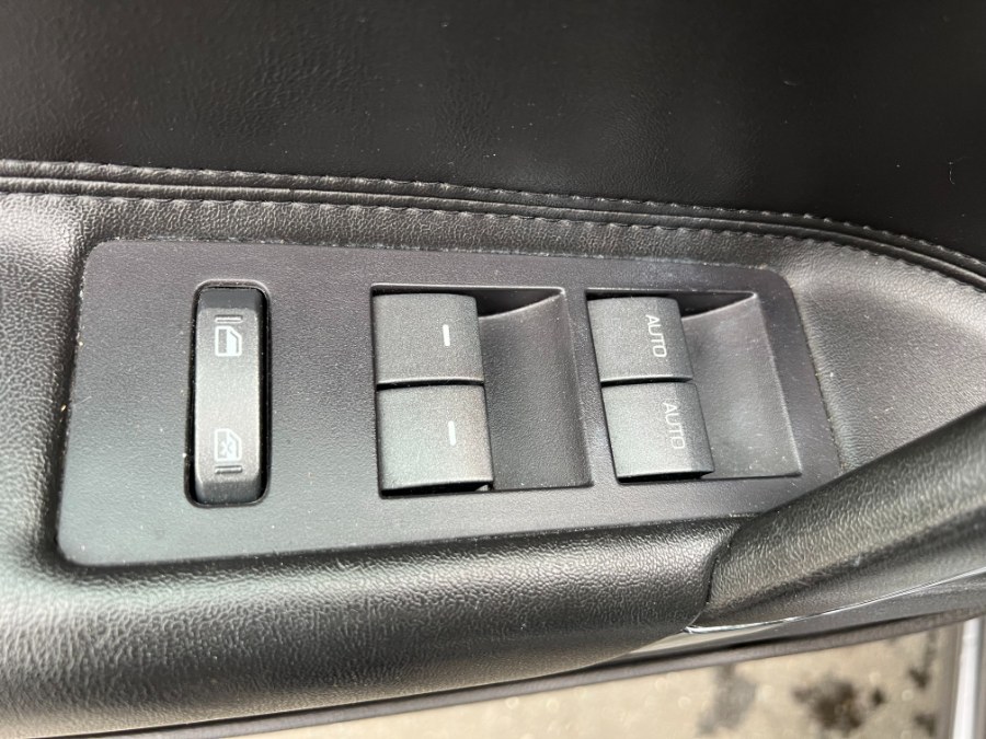 2012 Lincoln MKZ 4dr Sdn AWD, available for sale in Bristol, Connecticut | Bristol Auto Center LLC. Bristol, Connecticut 2012 Lincoln MKZ 4dr Sdn AWD, available for sale in Bristol, Connecticut | Bristol Auto Center LLC. Bristol, Connecticut