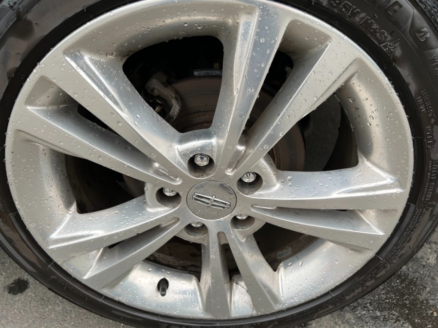 2012 Lincoln MKZ 4dr Sdn AWD, available for sale in Bristol, Connecticut | Bristol Auto Center LLC. Bristol, Connecticut 2012 Lincoln MKZ 4dr Sdn AWD, available for sale in Bristol, Connecticut | Bristol Auto Center LLC. Bristol, Connecticut