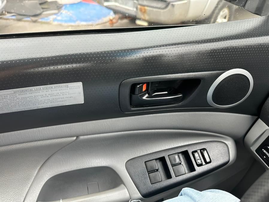 2012 Toyota Tacoma 4WD Double Cab V6 AT (Natl), available for sale in Taunton, Massachusetts | Rt 138 Auto Center Inc . Taunton, Massachusetts 2012 Toyota Tacoma 4WD Double Cab V6 AT (Natl), available for sale in Taunton, Massachusetts | Rt 138 Auto Center Inc . Taunton, Massachusetts