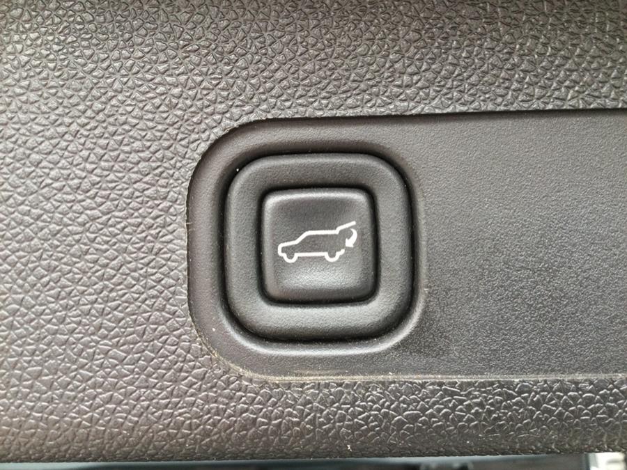 2010 Chevrolet Suburban 4WD 4dr 1500 LTZ, available for sale in Plantsville, Connecticut | L&S Automotive LLC. Plantsville, Connecticut 2010 Chevrolet Suburban 4WD 4dr 1500 LTZ, available for sale in Plantsville, Connecticut | L&S Automotive LLC. Plantsville, Connecticut