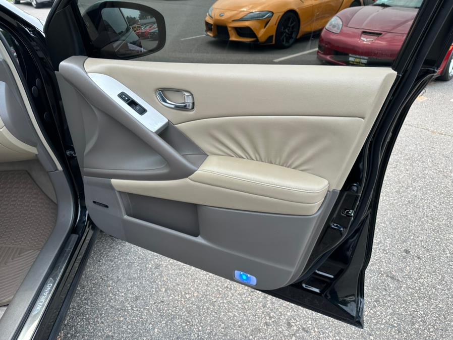 2009 Nissan Murano AWD 4dr S, available for sale in South Windsor, Connecticut | Mike And Tony Auto Sales, Inc. South Windsor, Connecticut 2009 Nissan Murano AWD 4dr S, available for sale in South Windsor, Connecticut | Mike And Tony Auto Sales, Inc. South Windsor, Connecticut
