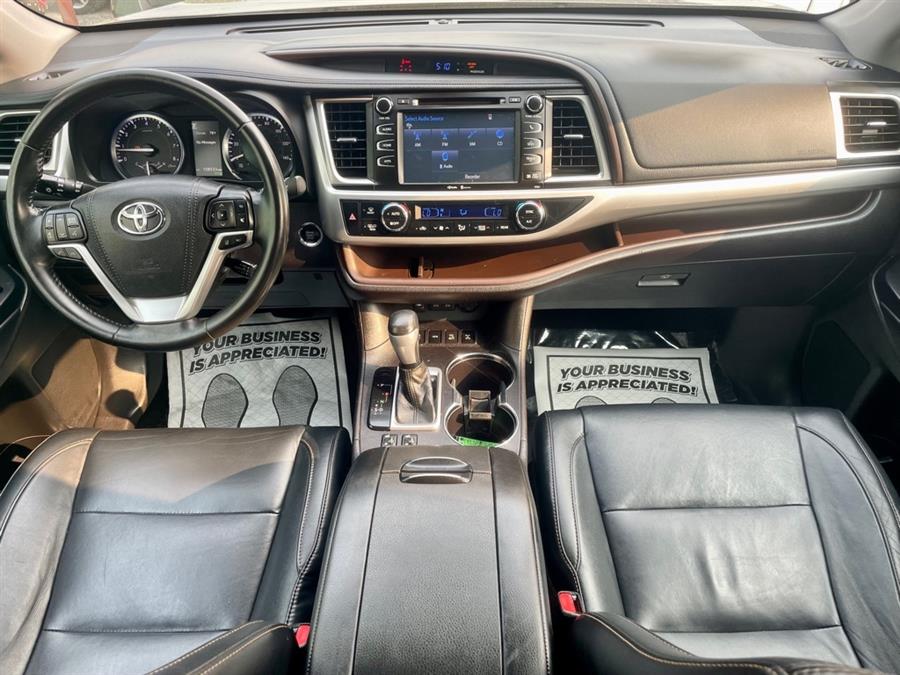2018 Toyota Highlander XLE, available for sale in Lawrence, Massachusetts | Home Run Auto Sales Inc. Lawrence, Massachusetts 2018 Toyota Highlander XLE, available for sale in Lawrence, Massachusetts | Home Run Auto Sales Inc. Lawrence, Massachusetts