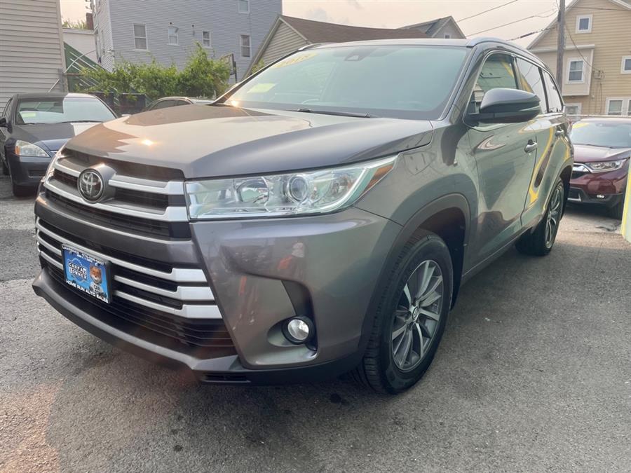2018 Toyota Highlander XLE, available for sale in Lawrence, Massachusetts | Home Run Auto Sales Inc. Lawrence, Massachusetts 2018 Toyota Highlander XLE, available for sale in Lawrence, Massachusetts | Home Run Auto Sales Inc. Lawrence, Massachusetts