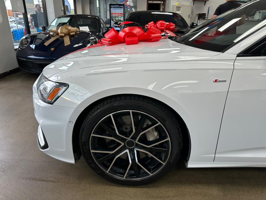 2020 Audi A6 Premium Plus 55 TFSI quattro, available for sale in Inwood, New York | 5 Towns Drive. Inwood, New York 2020 Audi A6 Premium Plus 55 TFSI quattro, available for sale in Inwood, New York | 5 Towns Drive. Inwood, New York