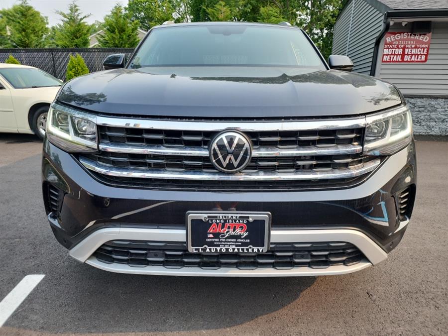 2020 Volkswagen Atlas Cross Sport 3.6L V6 SE w/Technology 4MOTION, available for sale in Islip, New York | L.I. Auto Gallery. Islip, New York 2020 Volkswagen Atlas Cross Sport 3.6L V6 SE w/Technology 4MOTION, available for sale in Islip, New York | L.I. Auto Gallery. Islip, New York