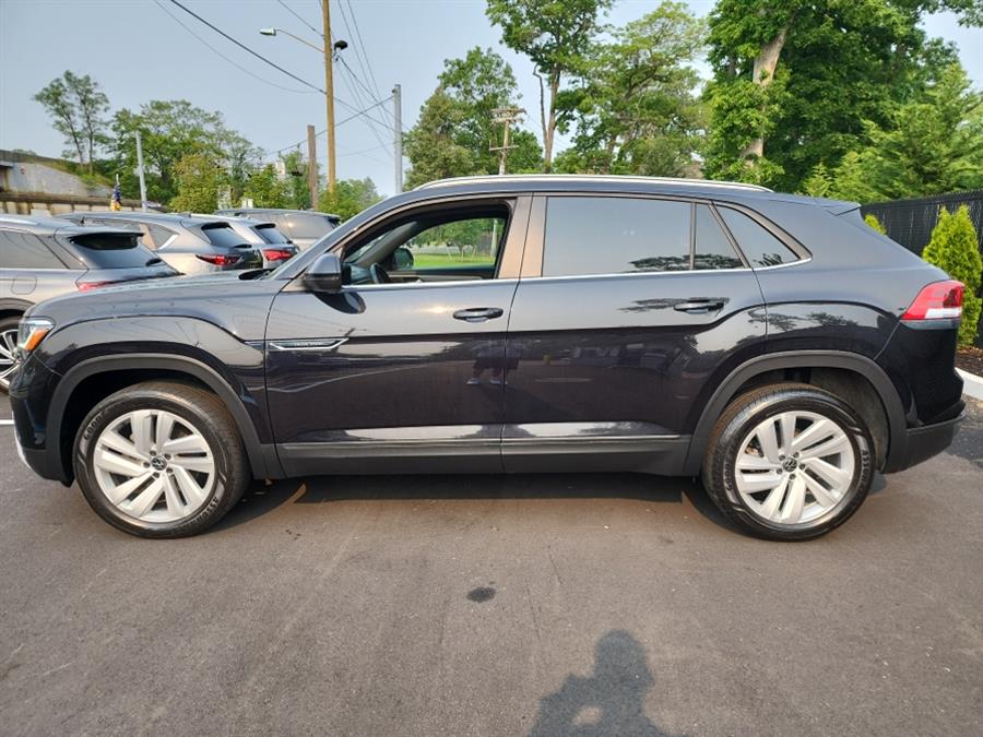 2020 Volkswagen Atlas Cross Sport 3.6L V6 SE w/Technology 4MOTION, available for sale in Islip, New York | L.I. Auto Gallery. Islip, New York 2020 Volkswagen Atlas Cross Sport 3.6L V6 SE w/Technology 4MOTION, available for sale in Islip, New York | L.I. Auto Gallery. Islip, New York