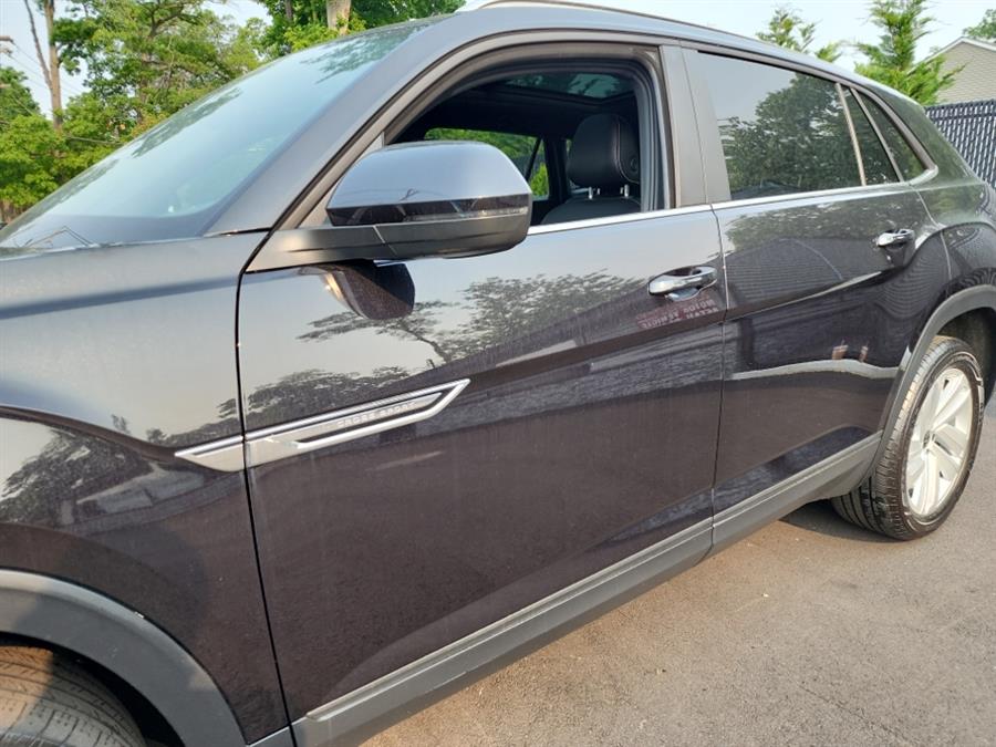 2020 Volkswagen Atlas Cross Sport 3.6L V6 SE w/Technology 4MOTION, available for sale in Islip, New York | L.I. Auto Gallery. Islip, New York 2020 Volkswagen Atlas Cross Sport 3.6L V6 SE w/Technology 4MOTION, available for sale in Islip, New York | L.I. Auto Gallery. Islip, New York