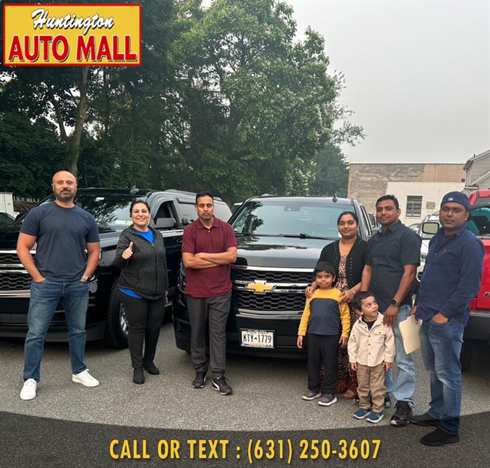 2019 Chevrolet Suburban 4WD 4dr 1500 LT, available for sale in Huntington Station, New York | Huntington Auto Mall. Huntington Station, New York 2019 Chevrolet Suburban 4WD 4dr 1500 LT, available for sale in Huntington Station, New York | Huntington Auto Mall. Huntington Station, New York