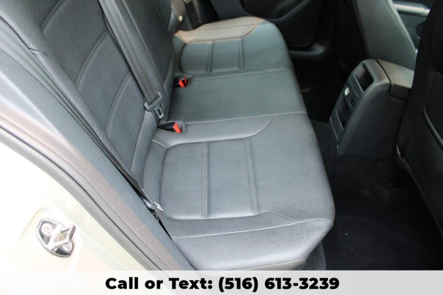 2012 Volkswagen Jetta Sedan SE, available for sale in Great Neck, New York | Great Neck Car Buyers & Sellers. Great Neck, New York 2012 Volkswagen Jetta Sedan SE, available for sale in Great Neck, New York | Great Neck Car Buyers & Sellers. Great Neck, New York