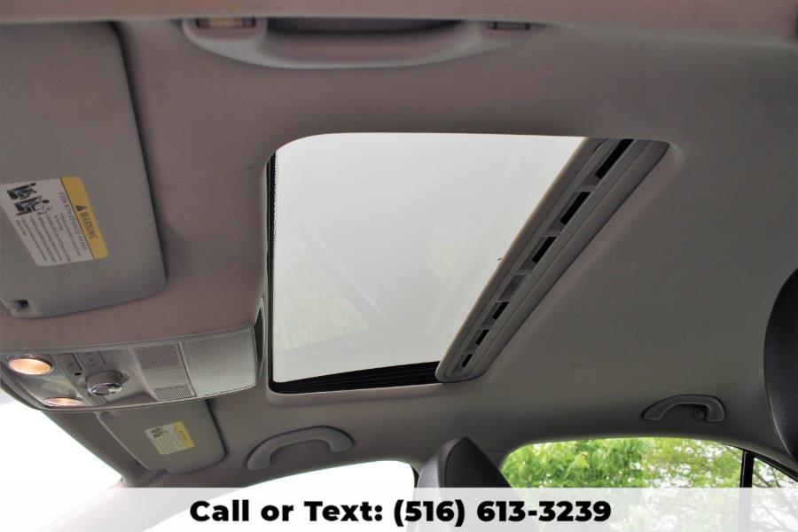 2012 Volkswagen Jetta Sedan SE, available for sale in Great Neck, New York | Great Neck Car Buyers & Sellers. Great Neck, New York 2012 Volkswagen Jetta Sedan SE, available for sale in Great Neck, New York | Great Neck Car Buyers & Sellers. Great Neck, New York