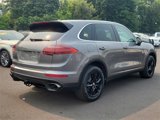 2016 Porsche Cayenne Base, available for sale in Stratford, Connecticut | Wiz Leasing Inc. Stratford, Connecticut 2016 Porsche Cayenne Base, available for sale in Stratford, Connecticut | Wiz Leasing Inc. Stratford, Connecticut