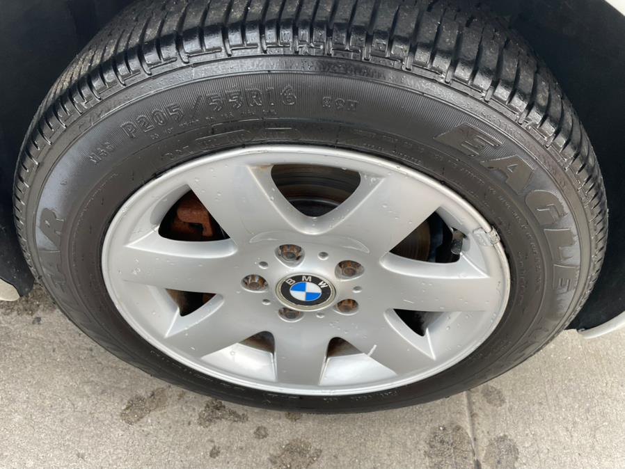 2005 BMW 3 Series 325xi AWD, available for sale in Jamaica, New York | Sylhet Motors Inc.. Jamaica, New York 2005 BMW 3 Series 325xi AWD, available for sale in Jamaica, New York | Sylhet Motors Inc.. Jamaica, New York