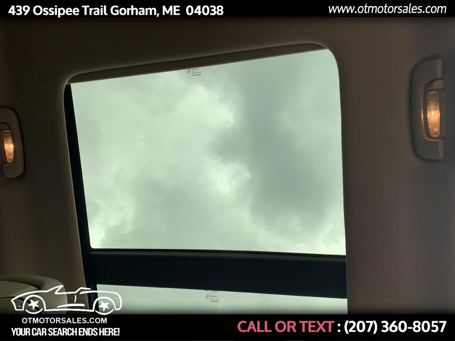 2011 Jeep Grand Cherokee 4WD 4dr Overland, available for sale in Gorham, Maine | Ossipee Trail Motor Sales. Gorham, Maine 2011 Jeep Grand Cherokee 4WD 4dr Overland, available for sale in Gorham, Maine | Ossipee Trail Motor Sales. Gorham, Maine