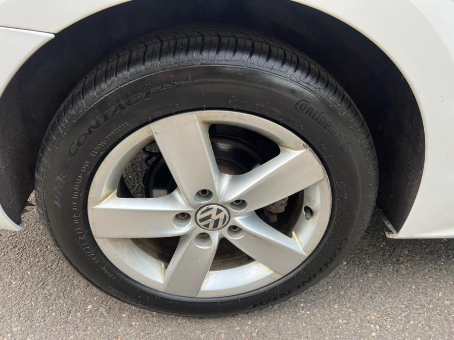 2013 Volkswagen Jetta Sedan 4dr DSG TDI w/Premium, available for sale in Waterbury, Connecticut | Platinum Auto Care. Waterbury, Connecticut 2013 Volkswagen Jetta Sedan 4dr DSG TDI w/Premium, available for sale in Waterbury, Connecticut | Platinum Auto Care. Waterbury, Connecticut