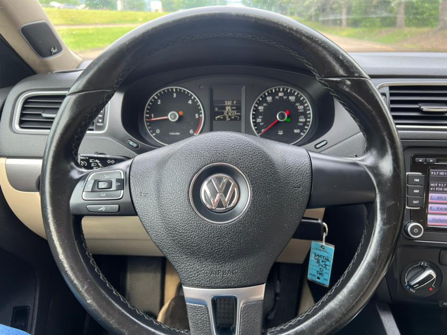 2013 Volkswagen Jetta Sedan 4dr DSG TDI w/Premium, available for sale in Waterbury, Connecticut | Platinum Auto Care. Waterbury, Connecticut 2013 Volkswagen Jetta Sedan 4dr DSG TDI w/Premium, available for sale in Waterbury, Connecticut | Platinum Auto Care. Waterbury, Connecticut