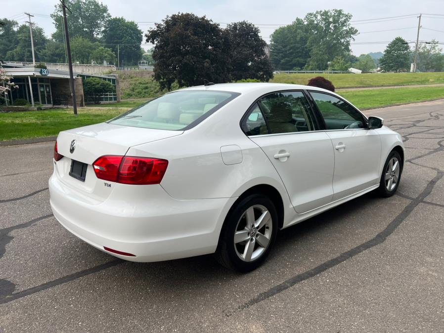 2013 Volkswagen Jetta Sedan 4dr DSG TDI w/Premium, available for sale in Waterbury, Connecticut | Platinum Auto Care. Waterbury, Connecticut 2013 Volkswagen Jetta Sedan 4dr DSG TDI w/Premium, available for sale in Waterbury, Connecticut | Platinum Auto Care. Waterbury, Connecticut