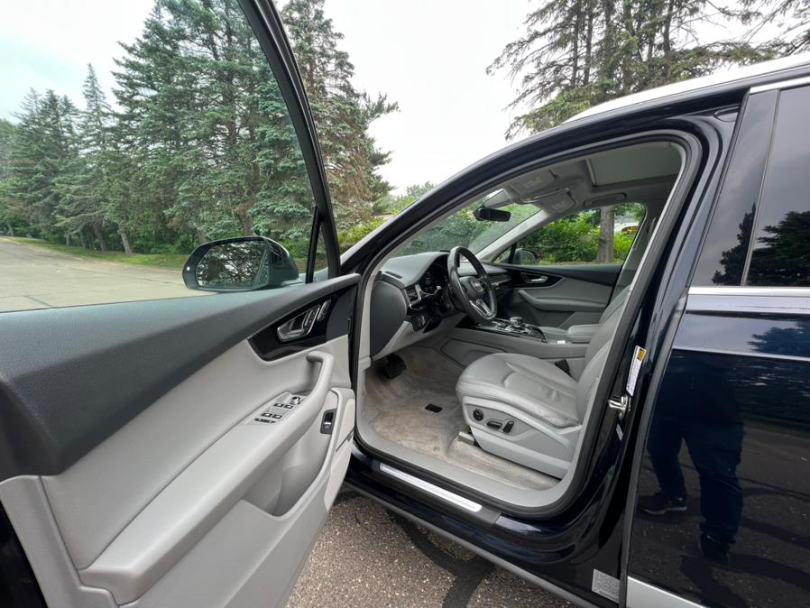 2017 Audi Q7 3.0 TFSI Premium Plus, available for sale in Waterbury, Connecticut | Platinum Auto Care. Waterbury, Connecticut 2017 Audi Q7 3.0 TFSI Premium Plus, available for sale in Waterbury, Connecticut | Platinum Auto Care. Waterbury, Connecticut