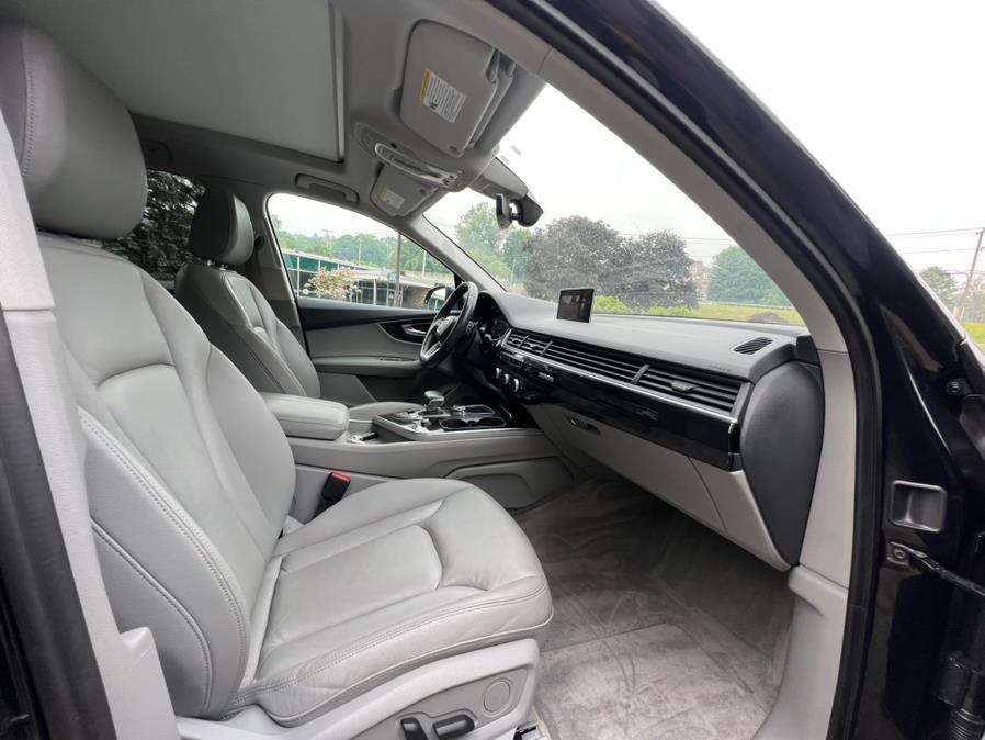 2017 Audi Q7 3.0 TFSI Premium Plus, available for sale in Waterbury, Connecticut | Platinum Auto Care. Waterbury, Connecticut 2017 Audi Q7 3.0 TFSI Premium Plus, available for sale in Waterbury, Connecticut | Platinum Auto Care. Waterbury, Connecticut