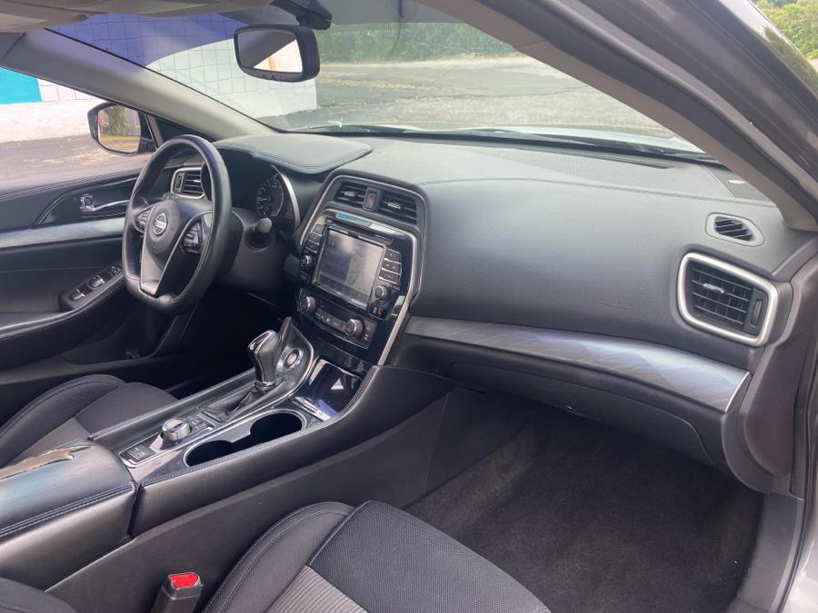 2016 Nissan Maxima 4dr Sdn 3.5 S, available for sale in Milford, Connecticut | Dealertown Auto Wholesalers. Milford, Connecticut 2016 Nissan Maxima 4dr Sdn 3.5 S, available for sale in Milford, Connecticut | Dealertown Auto Wholesalers. Milford, Connecticut