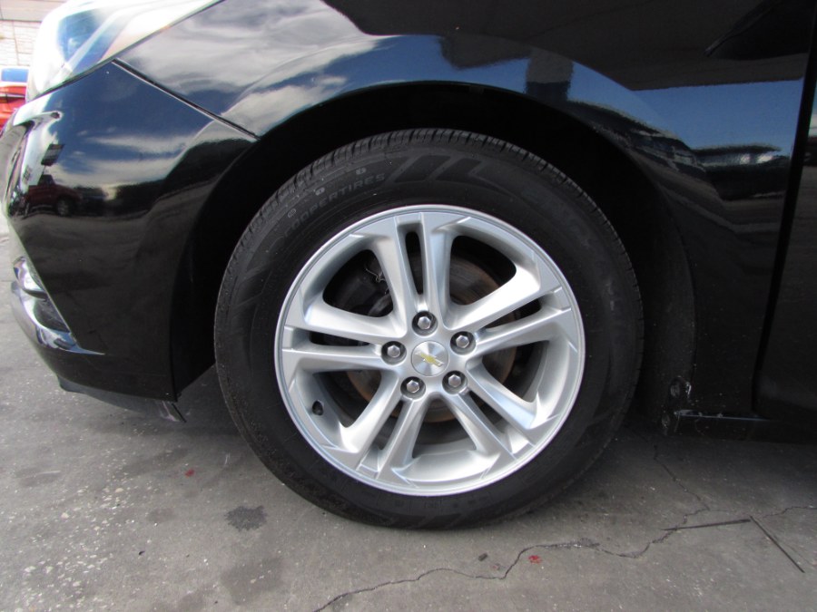 2017 Chevrolet Cruze 4dr Sdn 1.4L LT w/1SD, available for sale in Orlando, Florida | VIP Auto Enterprise, Inc. Orlando, Florida 2017 Chevrolet Cruze 4dr Sdn 1.4L LT w/1SD, available for sale in Orlando, Florida | VIP Auto Enterprise, Inc. Orlando, Florida