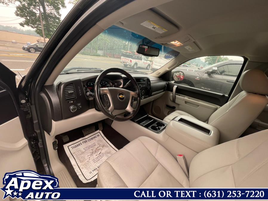 2010 Chevrolet Silverado 1500 4WD Ext Cab 143.5" LT, available for sale in Selden, New York | Apex Auto. Selden, New York 2010 Chevrolet Silverado 1500 4WD Ext Cab 143.5" LT, available for sale in Selden, New York | Apex Auto. Selden, New York