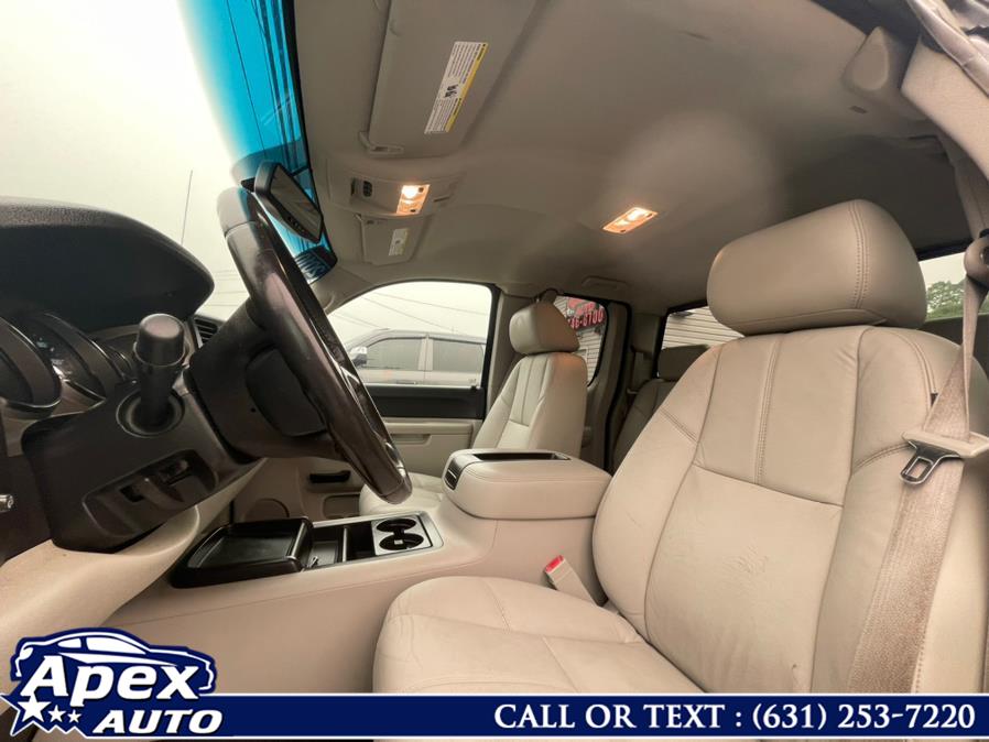 2010 Chevrolet Silverado 1500 4WD Ext Cab 143.5" LT, available for sale in Selden, New York | Apex Auto. Selden, New York 2010 Chevrolet Silverado 1500 4WD Ext Cab 143.5" LT, available for sale in Selden, New York | Apex Auto. Selden, New York