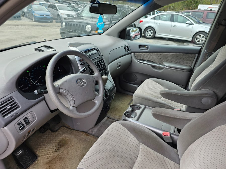 2007 Toyota Sienna 5dr 7-Passenger Van LE FWD, available for sale in Auburn, New Hampshire | ODA Auto Precision LLC. Auburn, New Hampshire 2007 Toyota Sienna 5dr 7-Passenger Van LE FWD, available for sale in Auburn, New Hampshire | ODA Auto Precision LLC. Auburn, New Hampshire