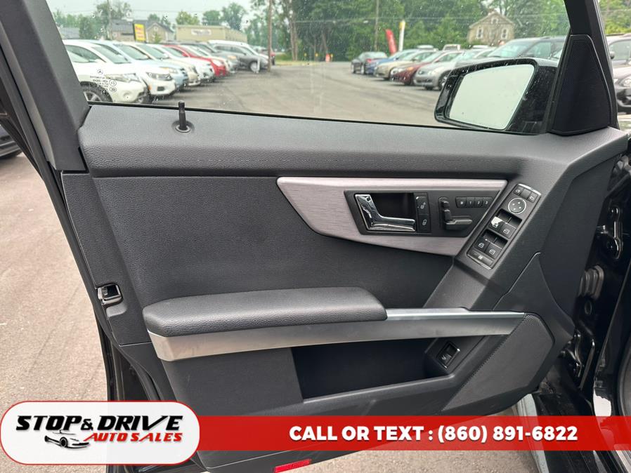 2010 Mercedes-Benz GLK-Class 4MATIC 4dr GLK350, available for sale in East Windsor, Connecticut | Stop & Drive Auto Sales. East Windsor, Connecticut 2010 Mercedes-Benz GLK-Class 4MATIC 4dr GLK350, available for sale in East Windsor, Connecticut | Stop & Drive Auto Sales. East Windsor, Connecticut