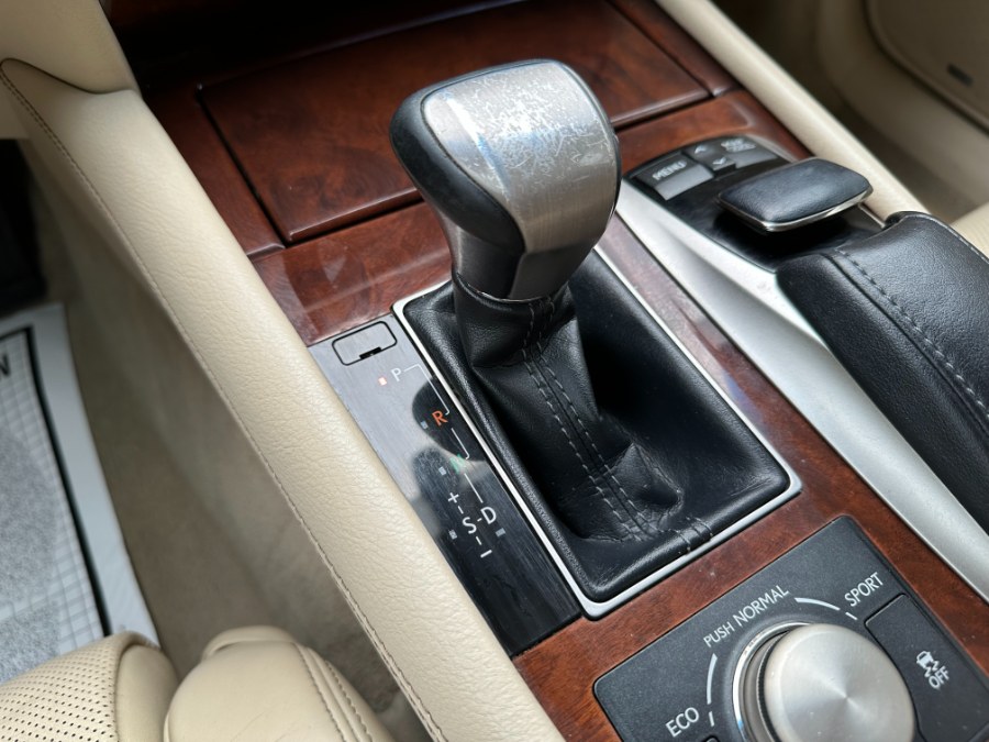 2013 Lexus LS 460 4dr Sdn L AWD, available for sale in Paterson, New Jersey | DZ Automall. Paterson, New Jersey 2013 Lexus LS 460 4dr Sdn L AWD, available for sale in Paterson, New Jersey | DZ Automall. Paterson, New Jersey
