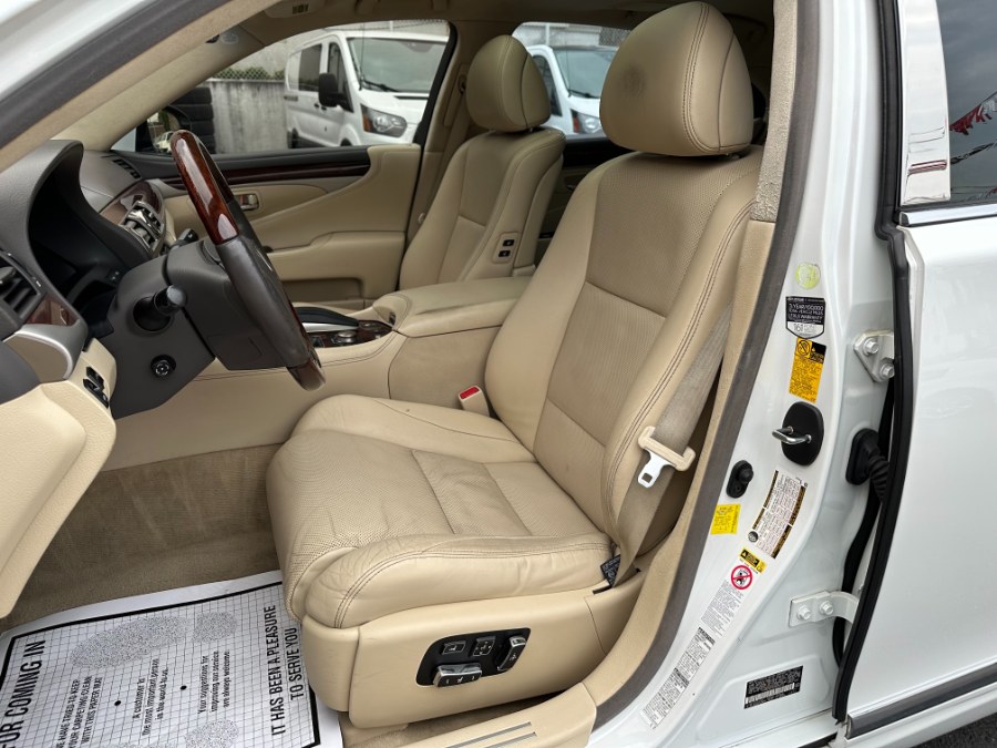 2013 Lexus LS 460 4dr Sdn L AWD, available for sale in Paterson, New Jersey | DZ Automall. Paterson, New Jersey 2013 Lexus LS 460 4dr Sdn L AWD, available for sale in Paterson, New Jersey | DZ Automall. Paterson, New Jersey