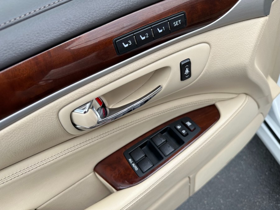 2013 Lexus LS 460 4dr Sdn L AWD, available for sale in Paterson, New Jersey | DZ Automall. Paterson, New Jersey 2013 Lexus LS 460 4dr Sdn L AWD, available for sale in Paterson, New Jersey | DZ Automall. Paterson, New Jersey