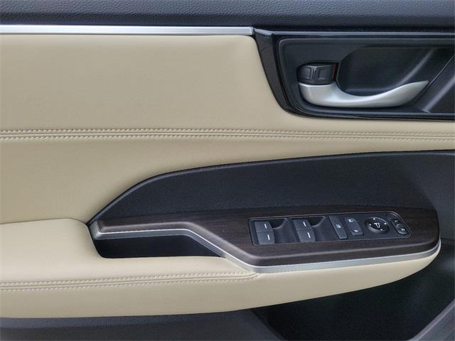 2021 Honda Clarity Plug-in Hybrid Base, available for sale in Avon, Connecticut | Sullivan Automotive Group. Avon, Connecticut 2021 Honda Clarity Plug-in Hybrid Base, available for sale in Avon, Connecticut | Sullivan Automotive Group. Avon, Connecticut