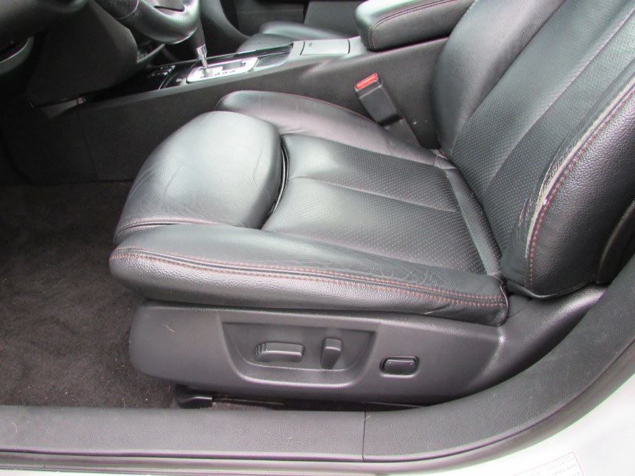 2011 Nissan Maxima 4dr Sdn V6 CVT 3.5 SV w/Premium Pkg, available for sale in East Windsor, Connecticut | United Auto Sales of E Windsor, Inc. East Windsor, Connecticut 2011 Nissan Maxima 4dr Sdn V6 CVT 3.5 SV w/Premium Pkg, available for sale in East Windsor, Connecticut | United Auto Sales of E Windsor, Inc. East Windsor, Connecticut