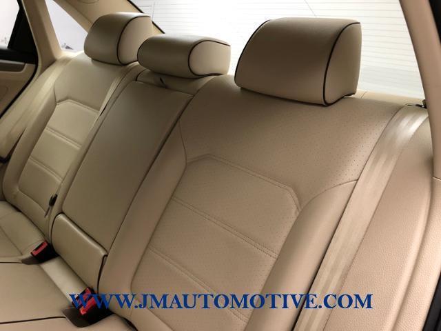 2018 Volkswagen Passat 2.0T SE Auto, available for sale in Naugatuck, Connecticut | J&M Automotive Sls&Svc LLC. Naugatuck, Connecticut 2018 Volkswagen Passat 2.0T SE Auto, available for sale in Naugatuck, Connecticut | J&M Automotive Sls&Svc LLC. Naugatuck, Connecticut