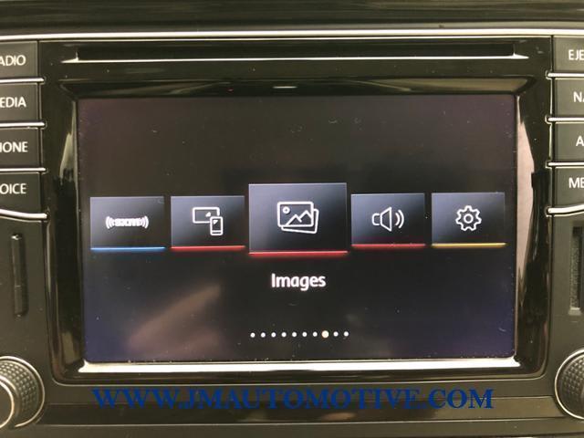 2018 Volkswagen Passat 2.0T SE Auto, available for sale in Naugatuck, Connecticut | J&M Automotive Sls&Svc LLC. Naugatuck, Connecticut 2018 Volkswagen Passat 2.0T SE Auto, available for sale in Naugatuck, Connecticut | J&M Automotive Sls&Svc LLC. Naugatuck, Connecticut