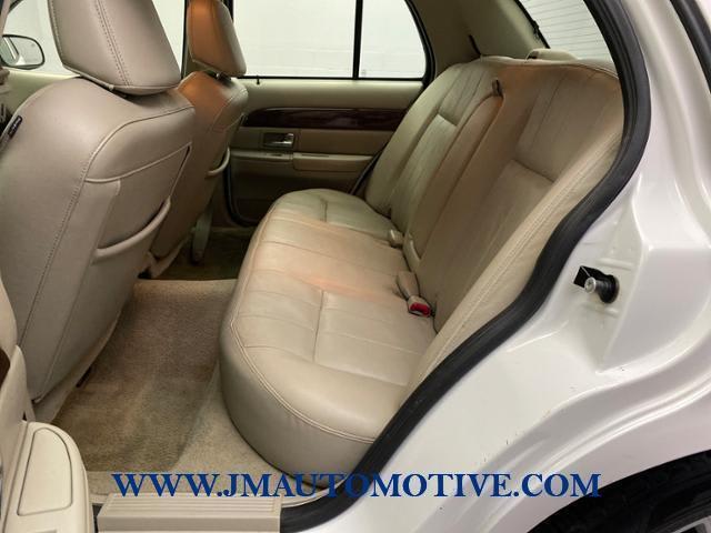 2009 Mercury Grand Marquis 4dr Sdn LS, available for sale in Naugatuck, Connecticut | J&M Automotive Sls&Svc LLC. Naugatuck, Connecticut 2009 Mercury Grand Marquis 4dr Sdn LS, available for sale in Naugatuck, Connecticut | J&M Automotive Sls&Svc LLC. Naugatuck, Connecticut