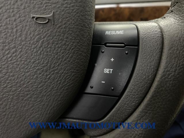 2009 Mercury Grand Marquis 4dr Sdn LS, available for sale in Naugatuck, Connecticut | J&M Automotive Sls&Svc LLC. Naugatuck, Connecticut 2009 Mercury Grand Marquis 4dr Sdn LS, available for sale in Naugatuck, Connecticut | J&M Automotive Sls&Svc LLC. Naugatuck, Connecticut