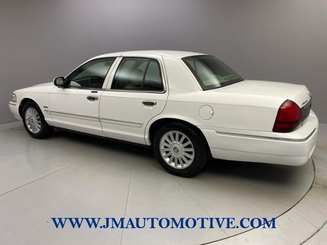 2009 Mercury Grand Marquis 4dr Sdn LS, available for sale in Naugatuck, Connecticut | J&M Automotive Sls&Svc LLC. Naugatuck, Connecticut 2009 Mercury Grand Marquis 4dr Sdn LS, available for sale in Naugatuck, Connecticut | J&M Automotive Sls&Svc LLC. Naugatuck, Connecticut