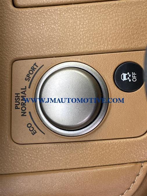 2016 Lexus Es 350 , available for sale in Naugatuck, Connecticut | J&M Automotive Sls&Svc LLC. Naugatuck, Connecticut 2016 Lexus Es 350 , available for sale in Naugatuck, Connecticut | J&M Automotive Sls&Svc LLC. Naugatuck, Connecticut