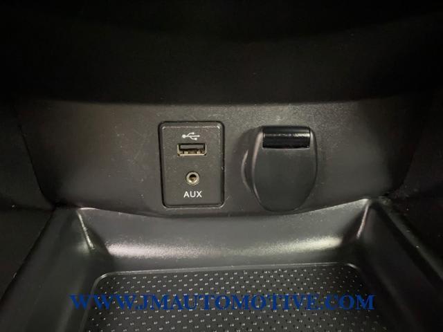 2014 Nissan Rogue FWD 4dr SV, available for sale in Naugatuck, Connecticut | J&M Automotive Sls&Svc LLC. Naugatuck, Connecticut 2014 Nissan Rogue FWD 4dr SV, available for sale in Naugatuck, Connecticut | J&M Automotive Sls&Svc LLC. Naugatuck, Connecticut
