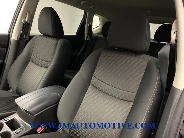 2018 Nissan Rogue SV, available for sale in Naugatuck, Connecticut | J&M Automotive Sls&Svc LLC. Naugatuck, Connecticut 2018 Nissan Rogue SV, available for sale in Naugatuck, Connecticut | J&M Automotive Sls&Svc LLC. Naugatuck, Connecticut