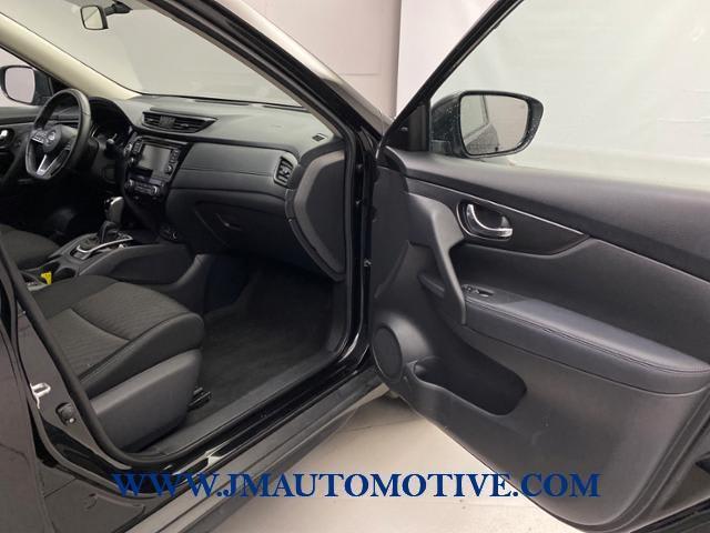2018 Nissan Rogue SV, available for sale in Naugatuck, Connecticut | J&M Automotive Sls&Svc LLC. Naugatuck, Connecticut 2018 Nissan Rogue SV, available for sale in Naugatuck, Connecticut | J&M Automotive Sls&Svc LLC. Naugatuck, Connecticut