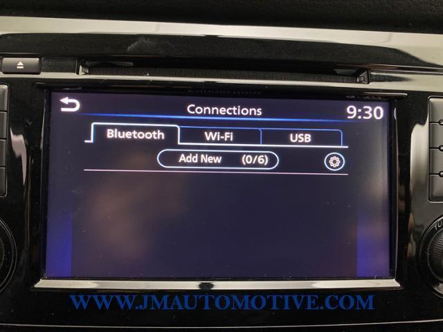 2018 Nissan Rogue SV, available for sale in Naugatuck, Connecticut | J&M Automotive Sls&Svc LLC. Naugatuck, Connecticut 2018 Nissan Rogue SV, available for sale in Naugatuck, Connecticut | J&M Automotive Sls&Svc LLC. Naugatuck, Connecticut