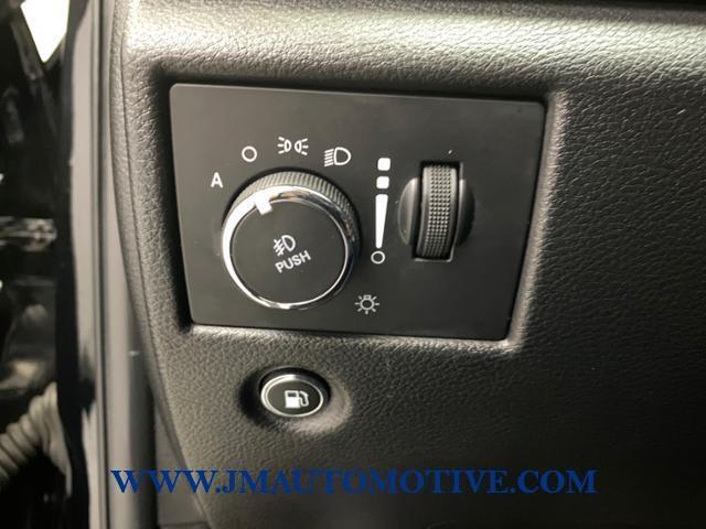 2019 Jeep Grand Cherokee Limited 4x4, available for sale in Naugatuck, Connecticut | J&M Automotive Sls&Svc LLC. Naugatuck, Connecticut 2019 Jeep Grand Cherokee Limited 4x4, available for sale in Naugatuck, Connecticut | J&M Automotive Sls&Svc LLC. Naugatuck, Connecticut