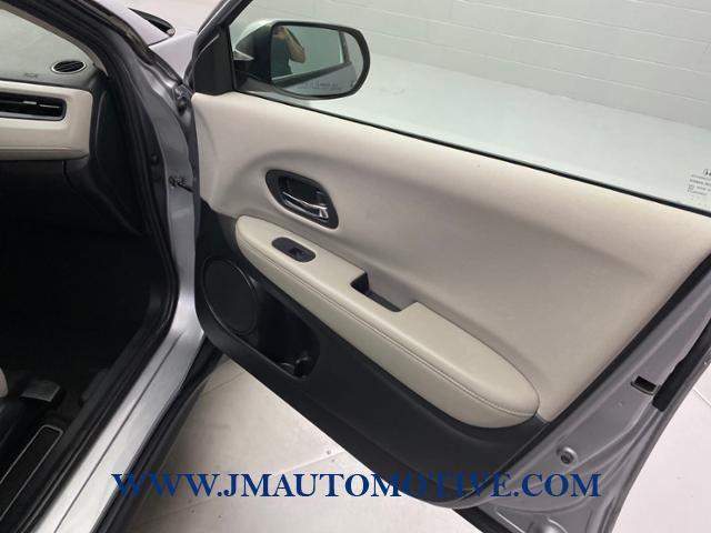 2017 Honda Hr-v LX AWD CVT, available for sale in Naugatuck, Connecticut | J&M Automotive Sls&Svc LLC. Naugatuck, Connecticut 2017 Honda Hr-v LX AWD CVT, available for sale in Naugatuck, Connecticut | J&M Automotive Sls&Svc LLC. Naugatuck, Connecticut