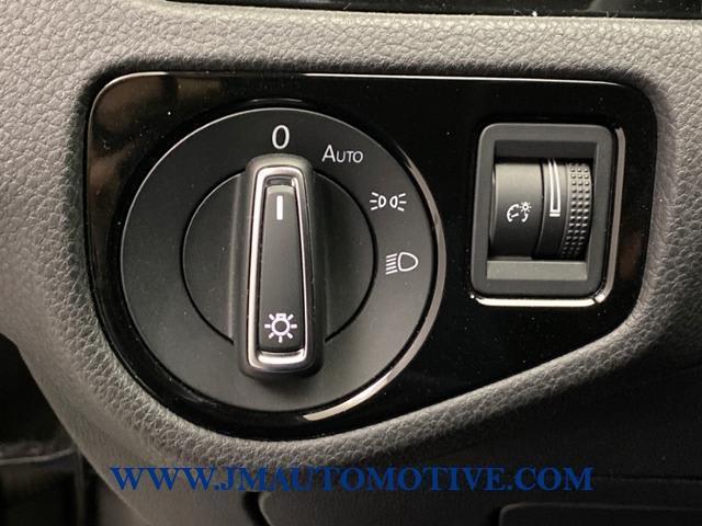 2017 Volkswagen Golf r 4-Door DSG w/DCC/Nav, available for sale in Naugatuck, Connecticut | J&M Automotive Sls&Svc LLC. Naugatuck, Connecticut 2017 Volkswagen Golf r 4-Door DSG w/DCC/Nav, available for sale in Naugatuck, Connecticut | J&M Automotive Sls&Svc LLC. Naugatuck, Connecticut